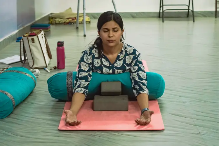 50 Hour Yin Yoga Teacher Training In Rishikesh